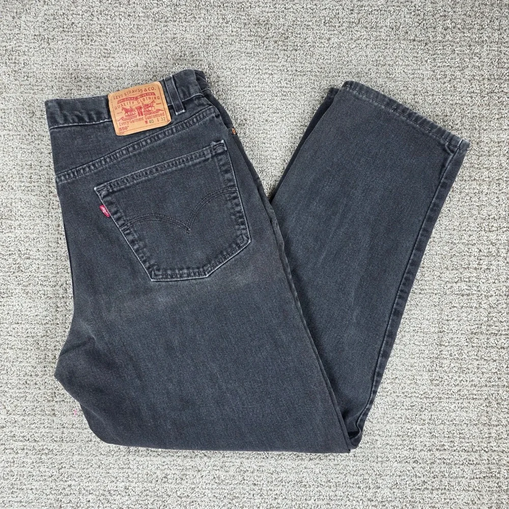Vintage Levis 550 Relaxed Fit Black Denim Jeans Made in USA 40x32 550-0260